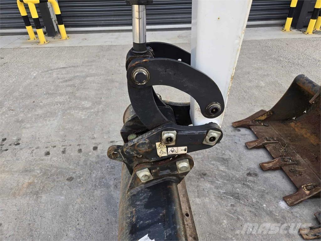 Bobcat E17 Minikaivukoneet < 7t