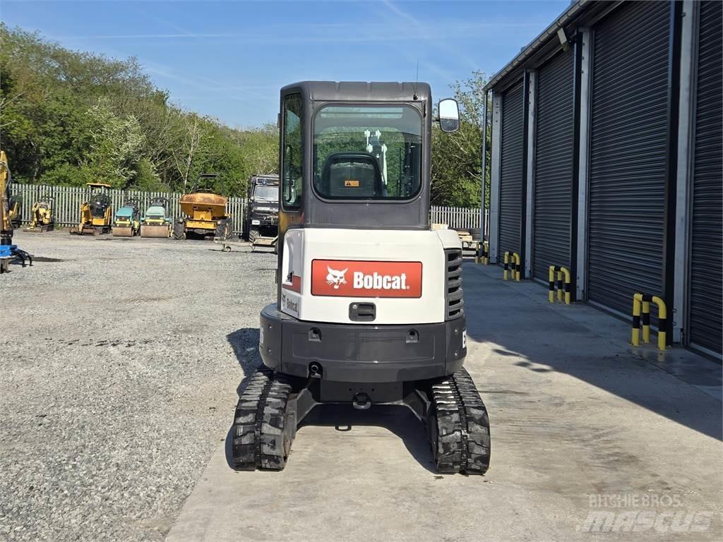 Bobcat E26 Minikaivukoneet < 7t