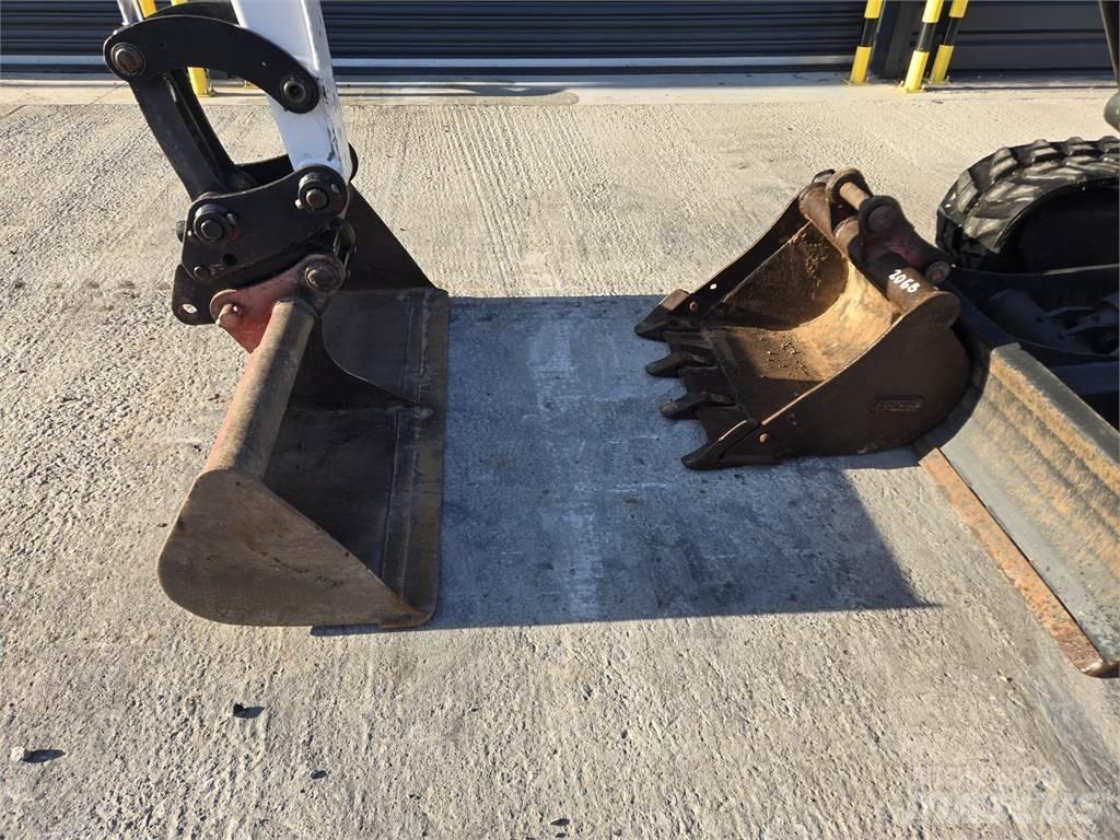 Bobcat E26 Minikaivukoneet < 7t