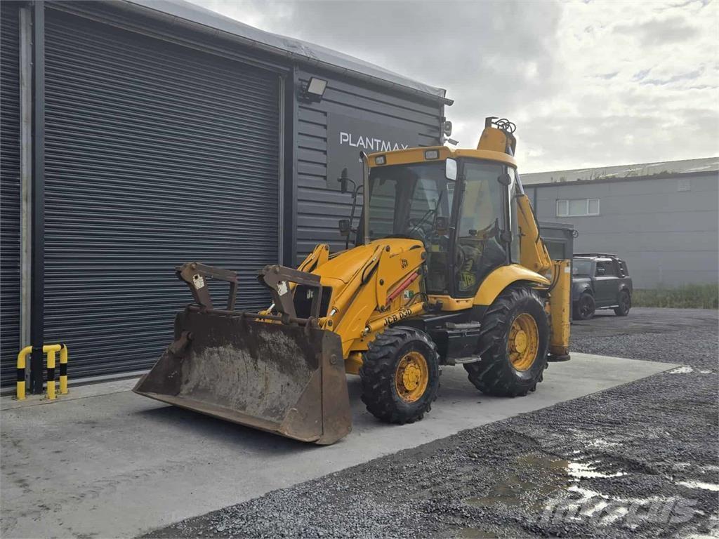 JCB 3CX Kaivurikuormaajat