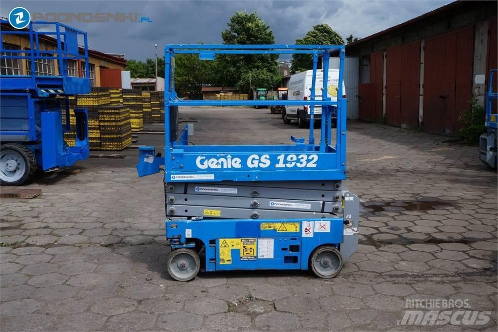 Genie 1932 Saksilavat