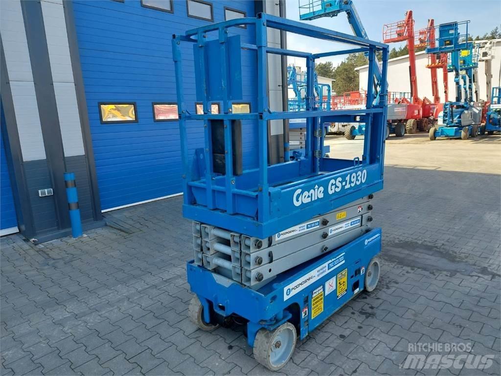 Genie GS-1930 Saksilavat