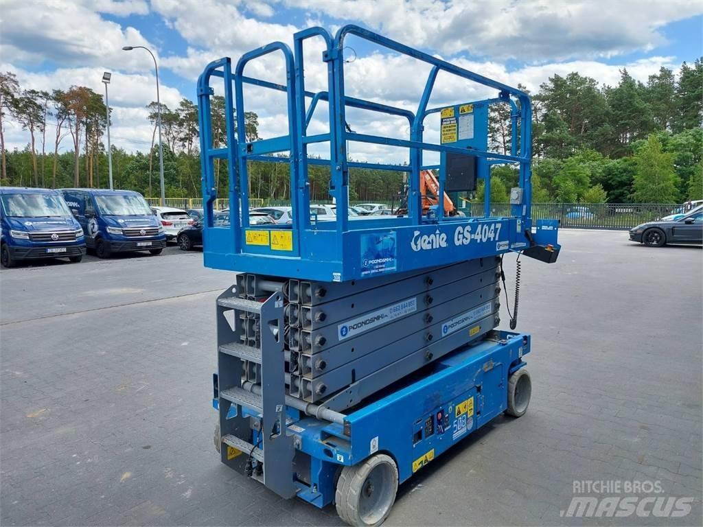 Genie GS-4047 Saksilavat