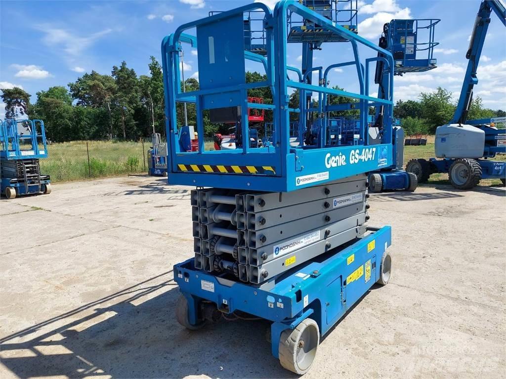 Genie GS-4047 Saksilavat