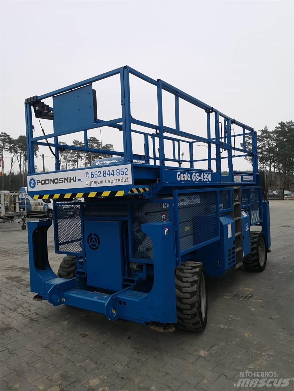Genie GS-4390 Saksilavat