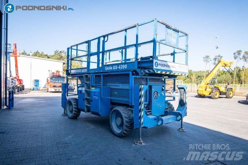 Genie GS-4390 Saksilavat