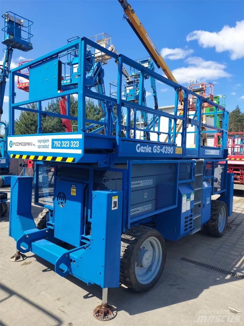 Genie GS-4390 RT Saksilavat