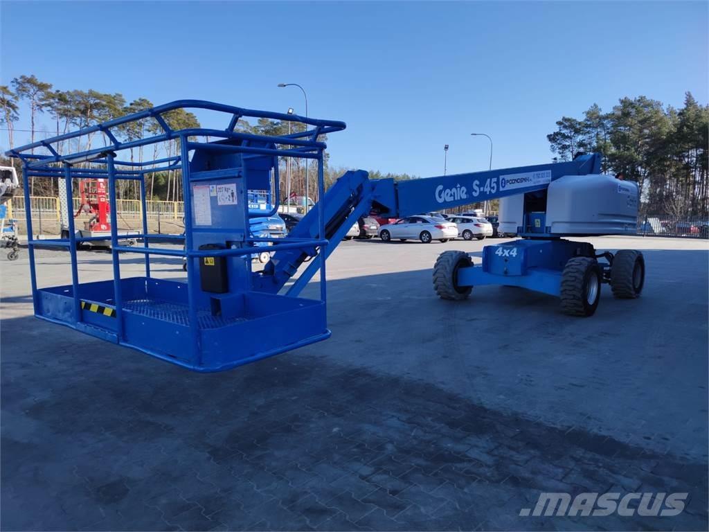 Genie S-45 Teleskooppipuominostimet
