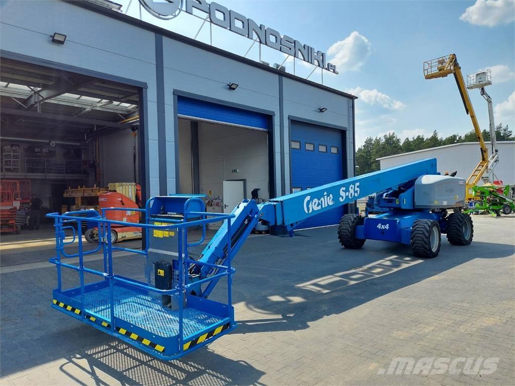Genie S-85 Teleskooppipuominostimet