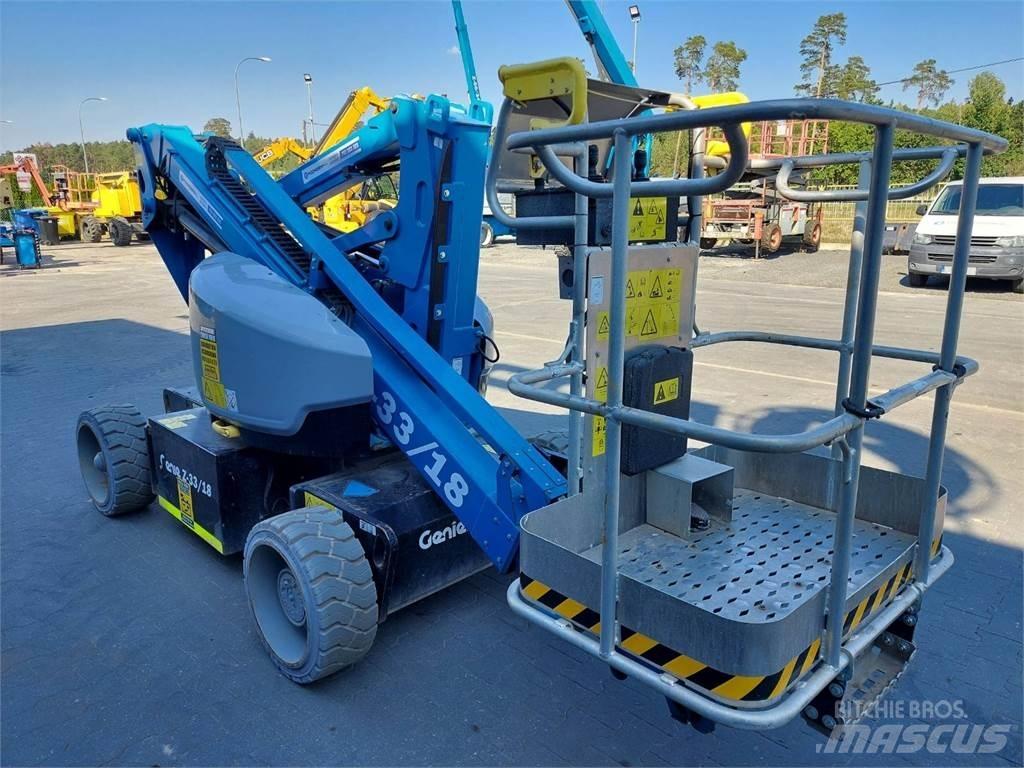 Genie Z-33/18 Kuukulkijat