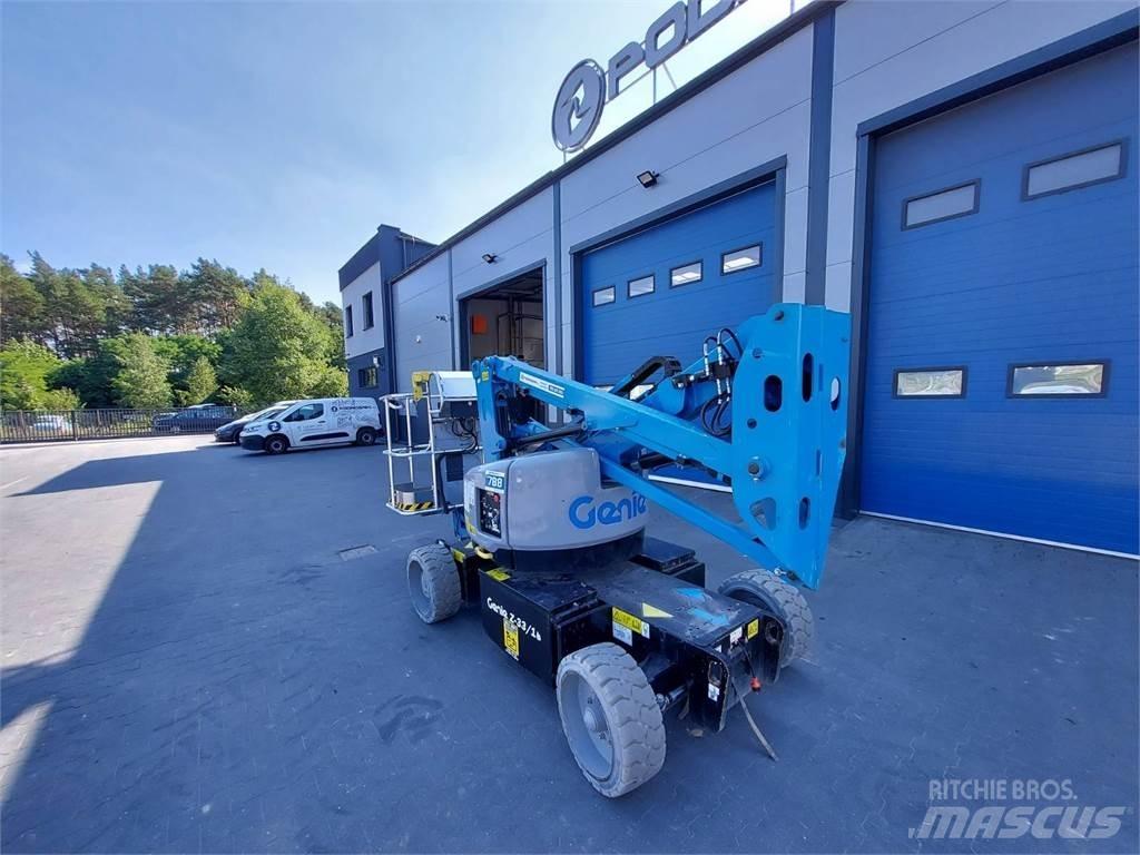 Genie Z-33/18 Kuukulkijat