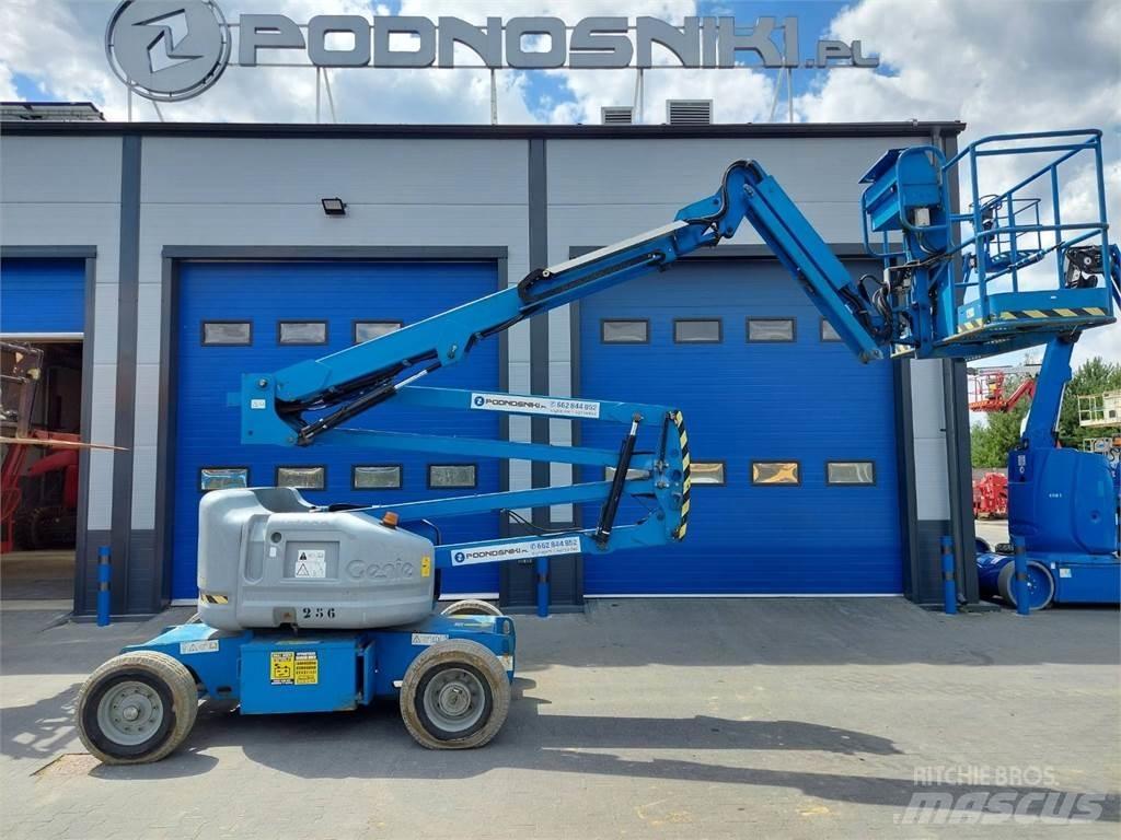 Genie Z-45/25J DC Kuukulkijat