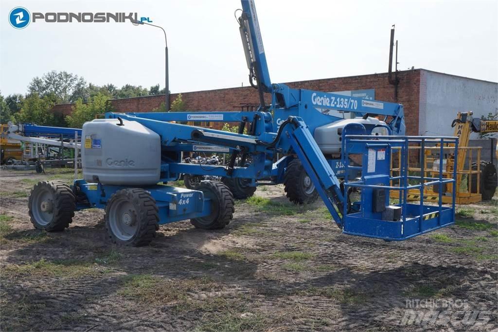 Genie Z45/25J Kuukulkijat