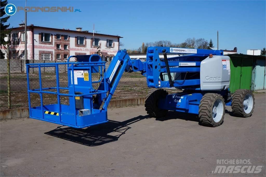 Genie Z45/25J Kuukulkijat