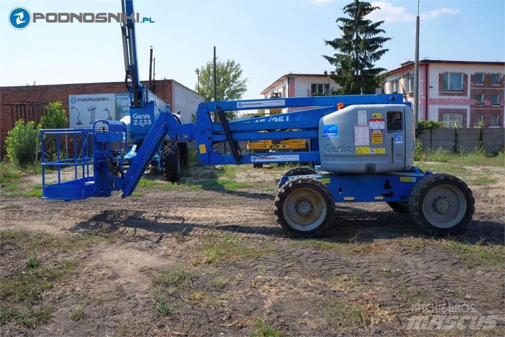 Genie Z45/25J Kuukulkijat