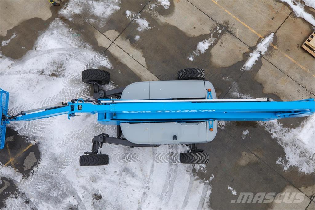 Genie ZX-135/70 Kuukulkijat
