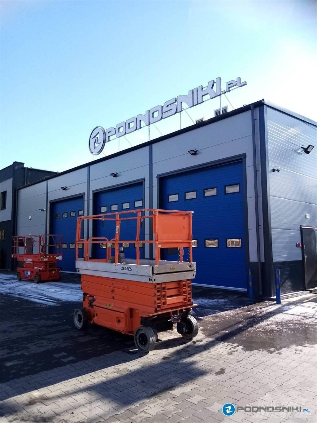 JLG 2646ES Saksilavat