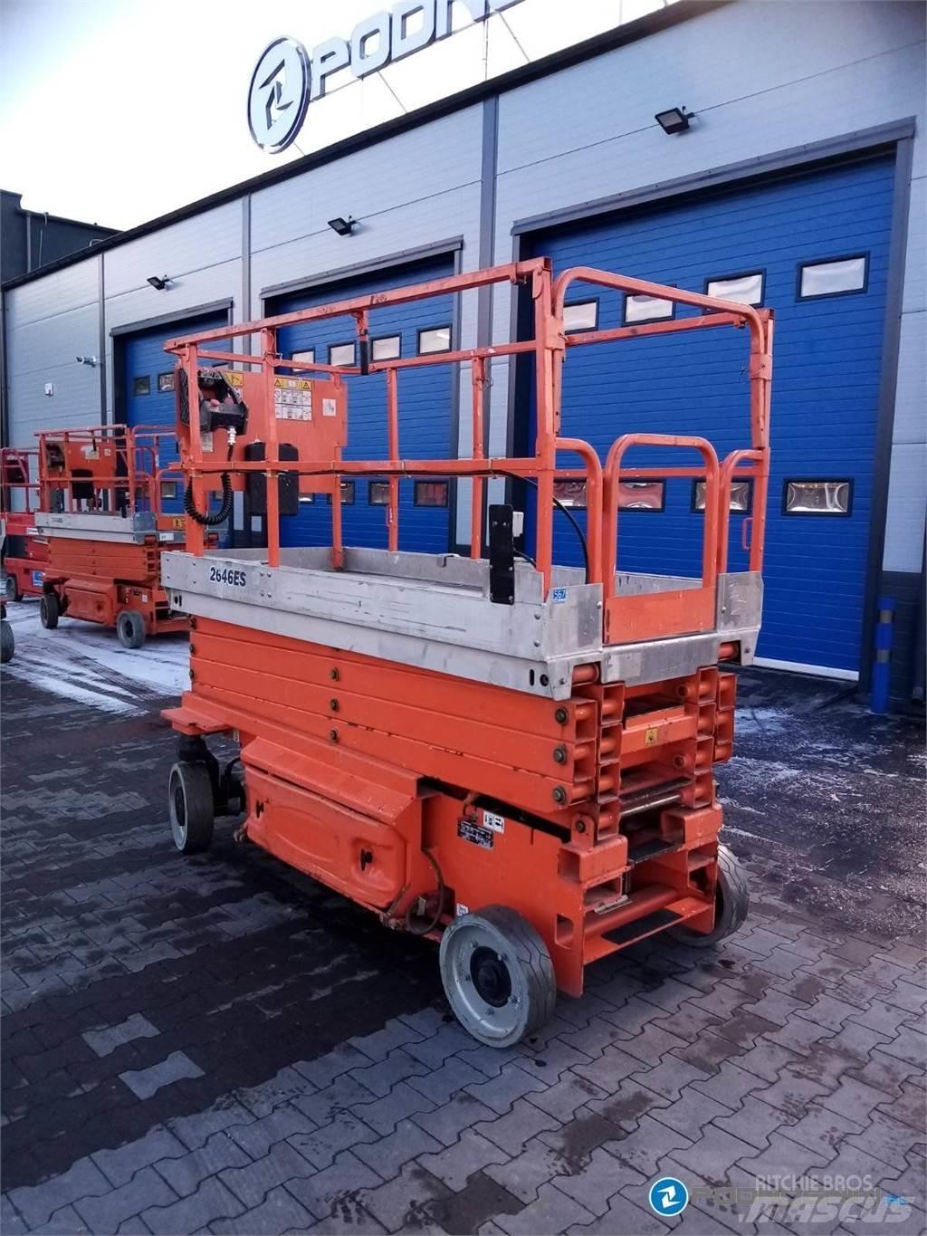 JLG 2646ES Saksilavat