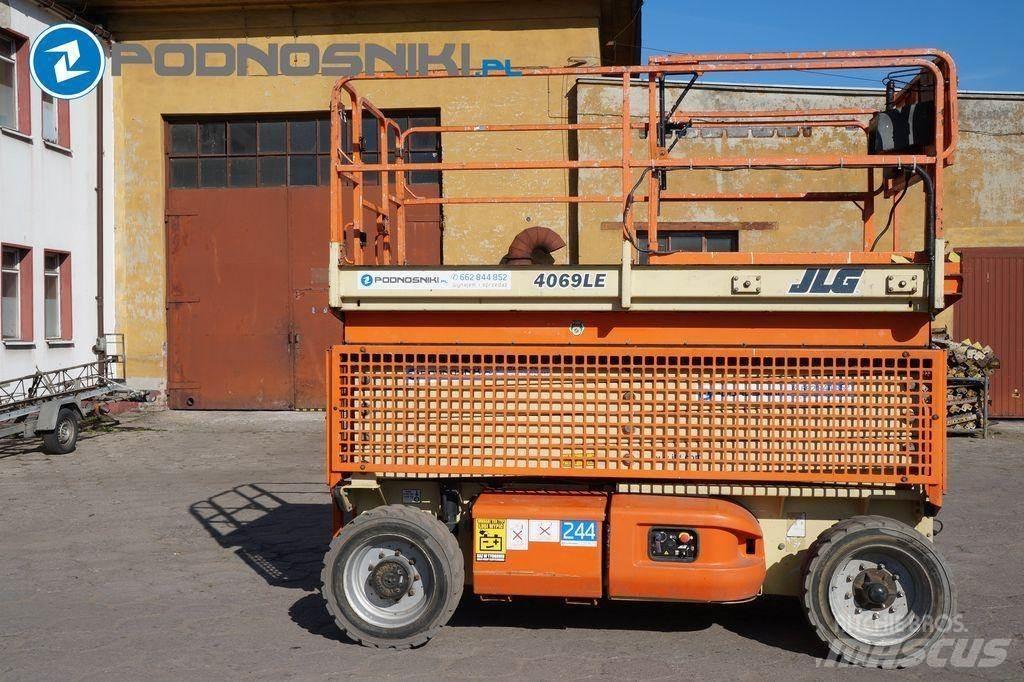 JLG 4069 Saksilavat
