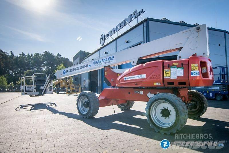 JLG M600JP Kuukulkijat