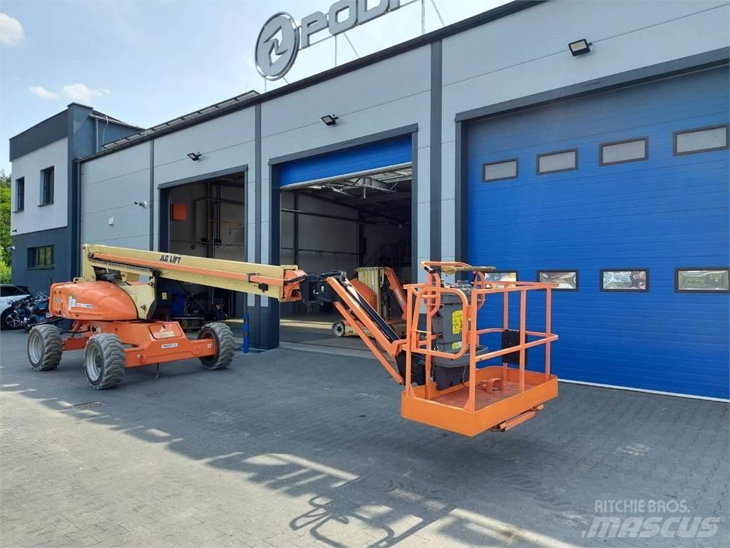JLG M600JP Kuukulkijat