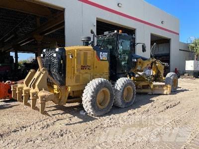 CAT 140M3 Tiehöylät