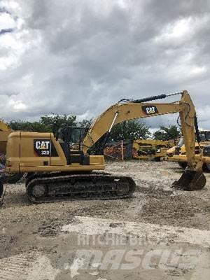 CAT 320 Telakaivukoneet