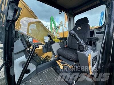 CAT 320 Telakaivukoneet