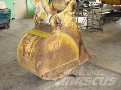 CAT 320C, Bucket GP 24 Muut