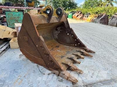 CAT 352 Telakaivukoneet