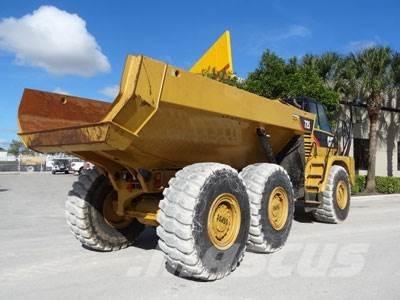 CAT 725 Dumpperit
