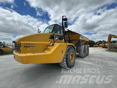 CAT 740 Dumpperit