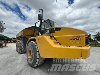 CAT 740 Dumpperit