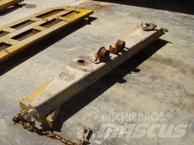 CAT 740 Tailgate Muut