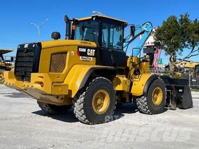 CAT 938M Pyöräkuormaajat