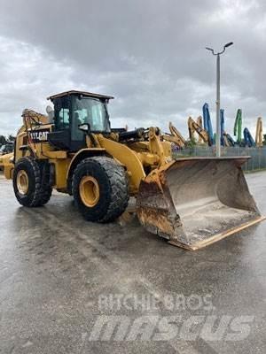 CAT 966M Pyöräkuormaajat
