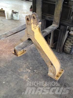 CAT D6R / D6T Drawbar Muut