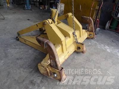 CAT D6R /D6T Ripper, MS Muut