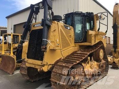 CAT D8T Telaketjupuskutraktorit