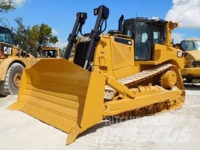 CAT D8T Telaketjupuskutraktorit