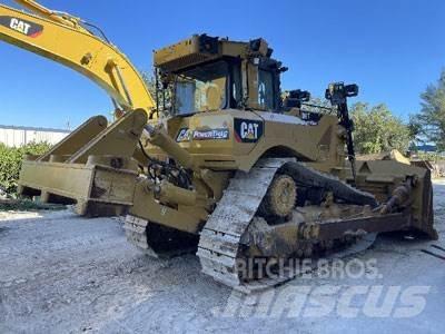 CAT D8T Telaketjupuskutraktorit