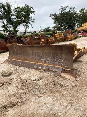 CAT D8T Angle Blade Muut