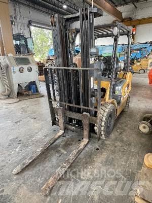 CAT P5000-LP Muut haarukkatrukit