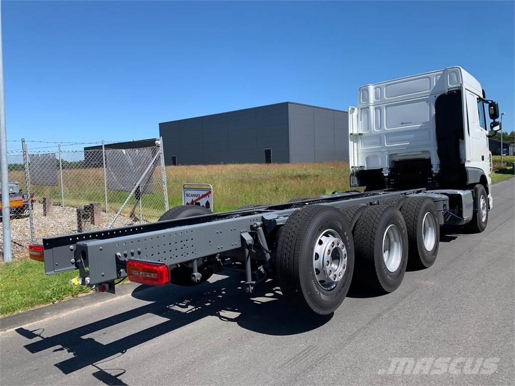 DAF XF 430 8x4*4 Kuorma-autoalustat