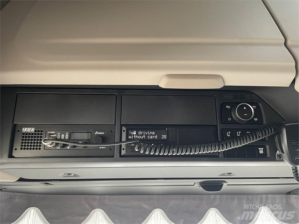 DAF XG 530 FTS Vetopöytäautot