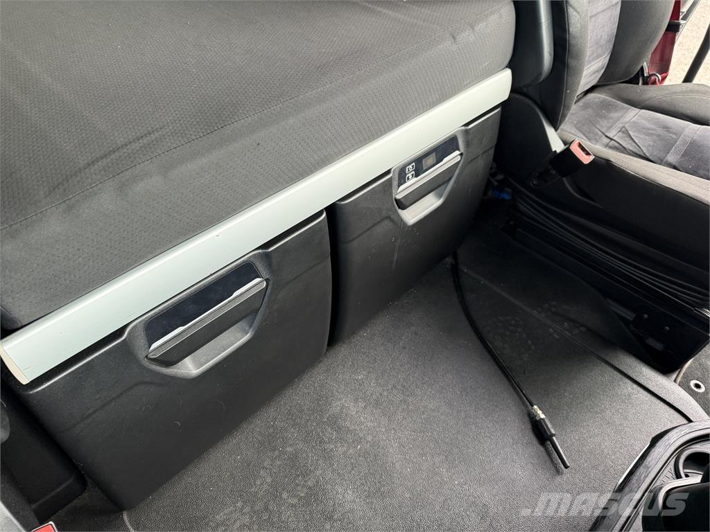 Iveco S-Way 480 Vetopöytäautot