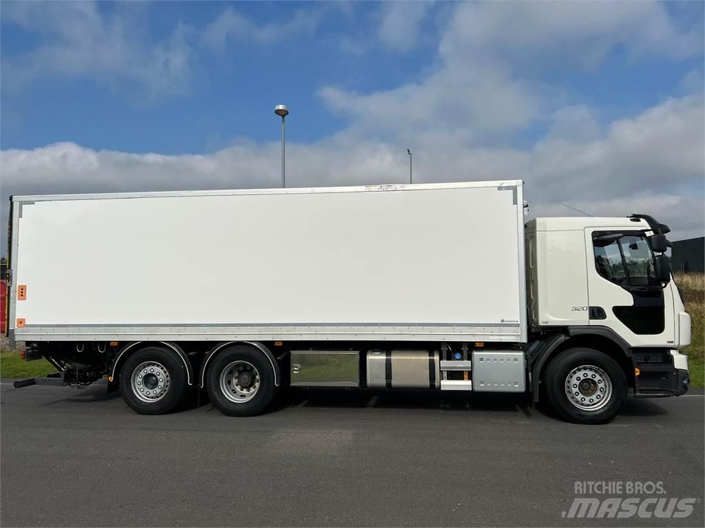 Volvo FE320 6x2*4 Umpikorikuorma-autot