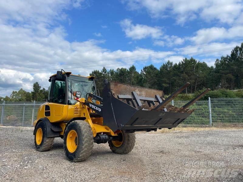 Volvo L 25 F Pyöräkuormaajat