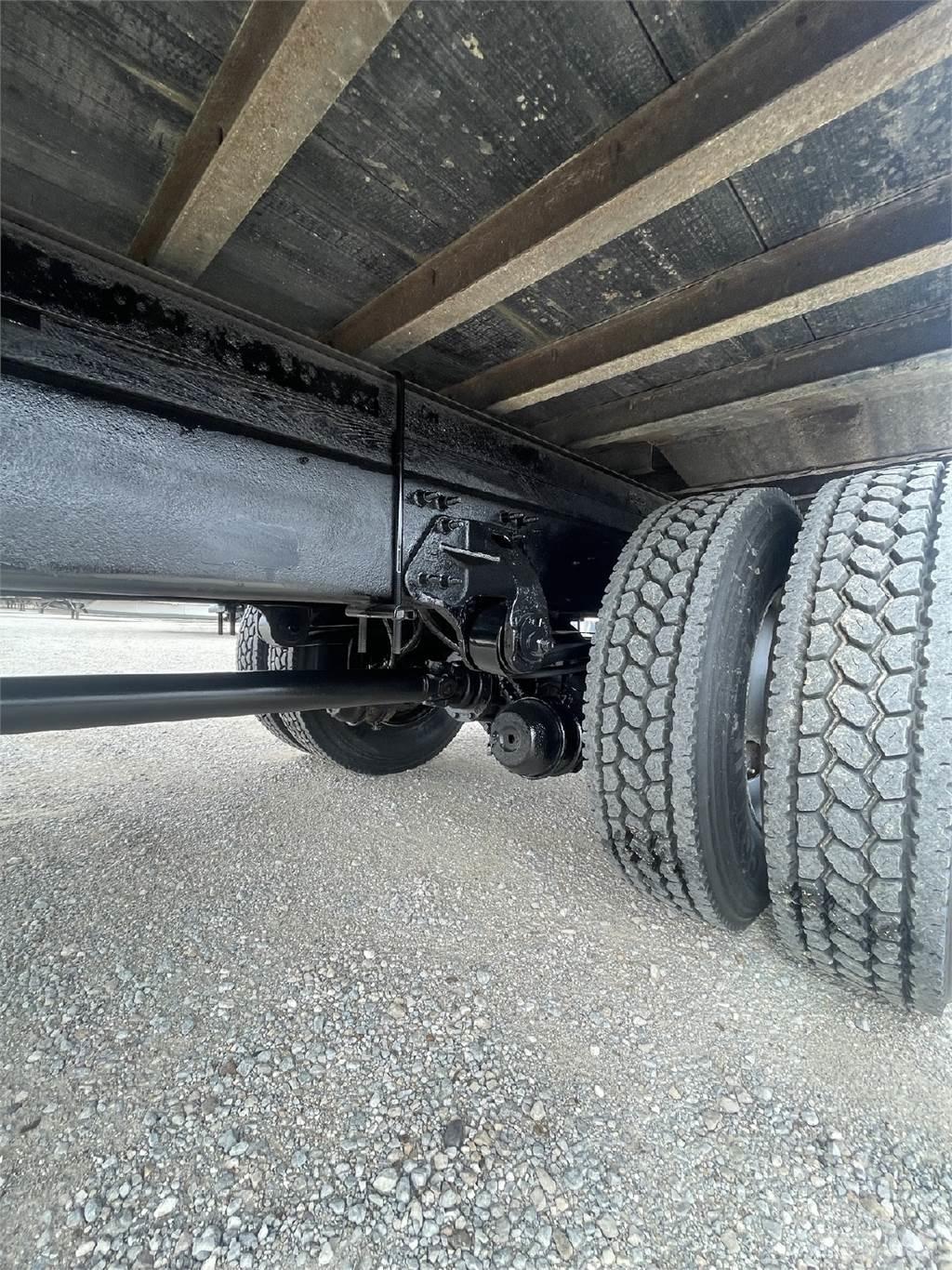 Hino 268 Umpikorikuorma-autot