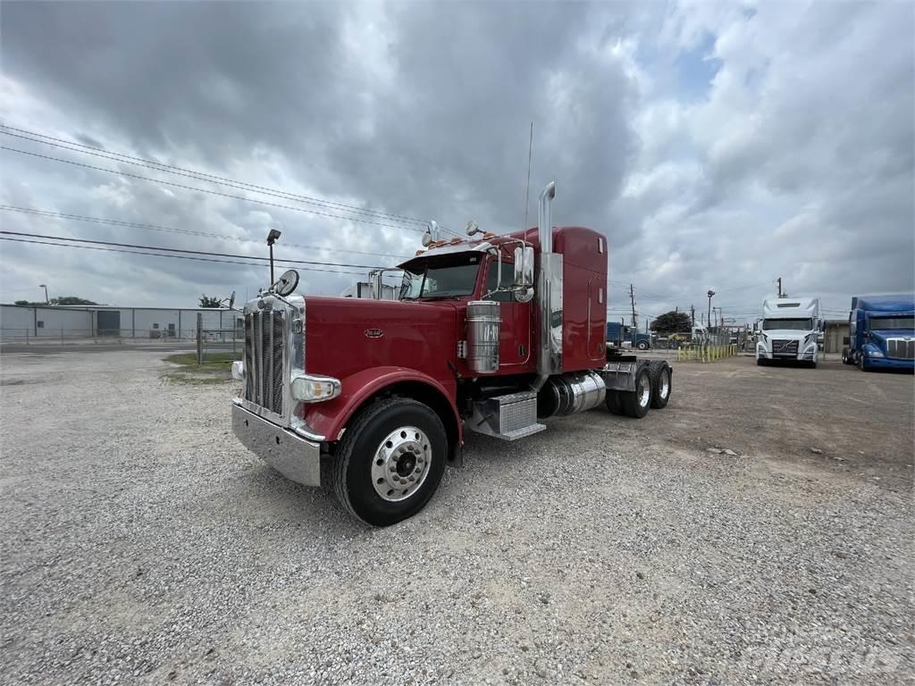 Peterbilt 389 Vetopöytäautot